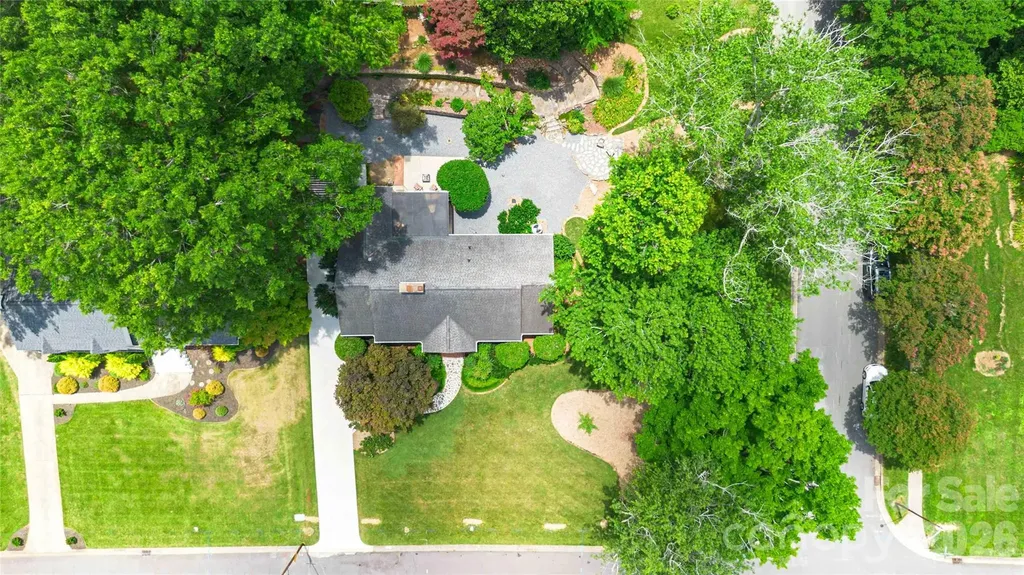 3900 Riverbend Road Charlotte NC 28210