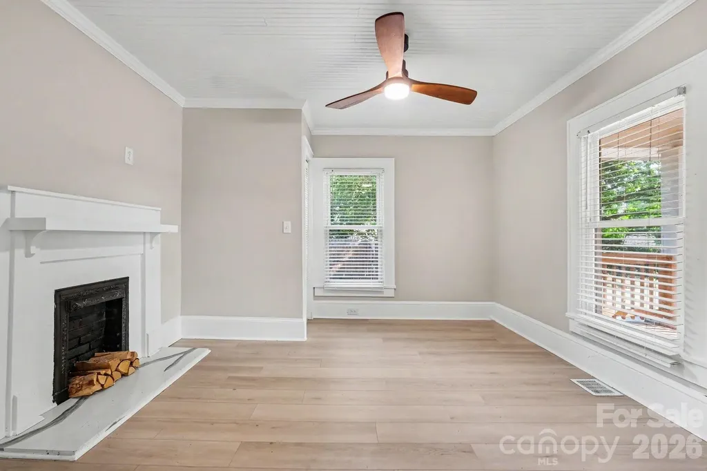 1601 Lawing Road Charlotte NC 28216