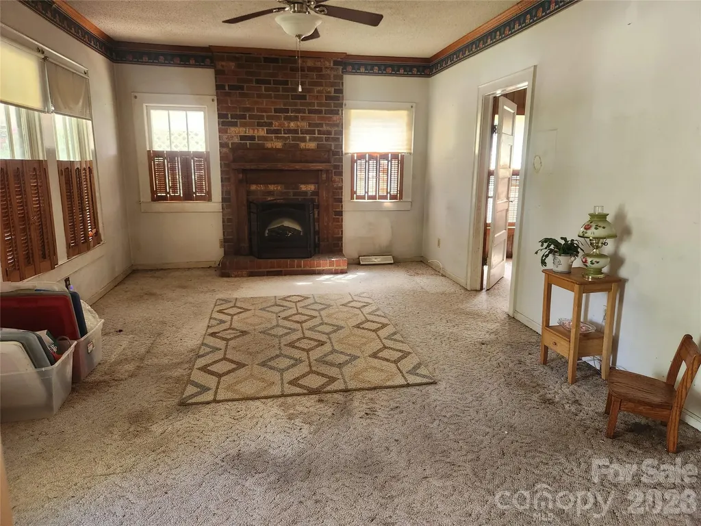 29 Brookwood Avenue NW Concord NC 28025