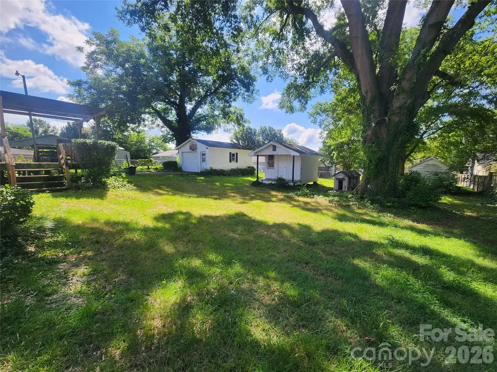 29 Brookwood Avenue NW Concord NC 28025
