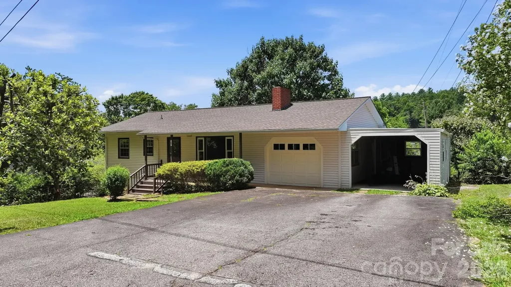 167 Pauline Avenue Franklin NC 28734
