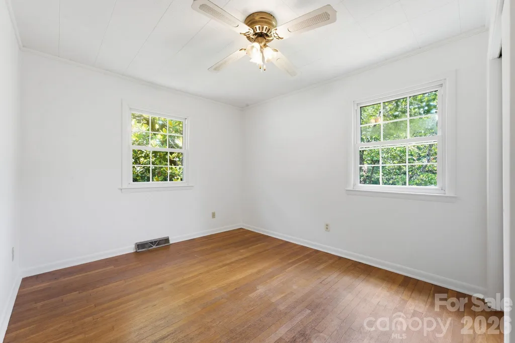 167 Pauline Avenue Franklin NC 28734