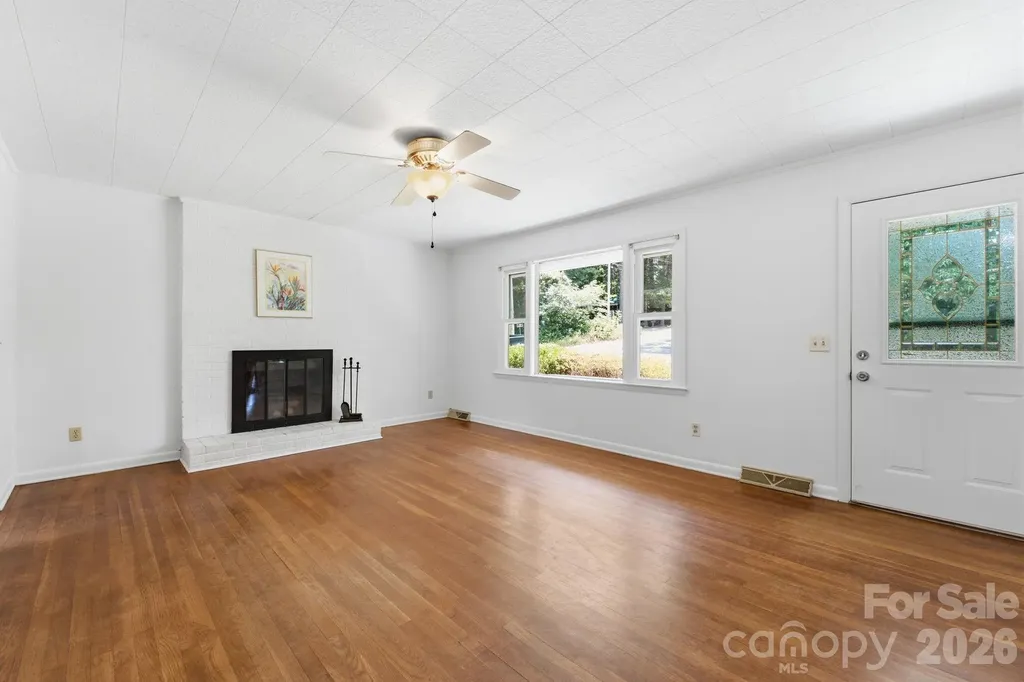 167 Pauline Avenue Franklin NC 28734