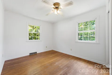 167 Pauline Avenue Franklin NC 28734