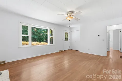 167 Pauline Avenue Franklin NC 28734