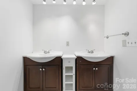 167 Pauline Avenue Franklin NC 28734