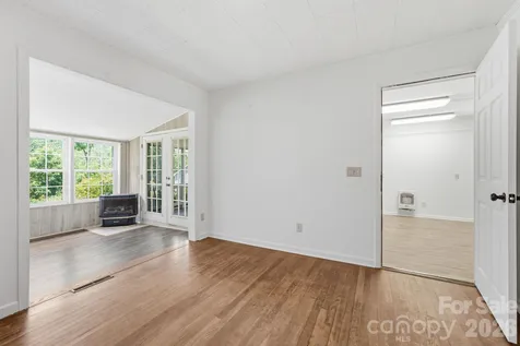 167 Pauline Avenue Franklin NC 28734
