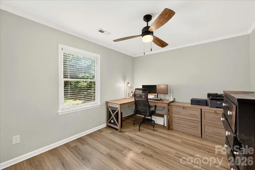 8610 Brookstead Drive Charlotte NC 28215