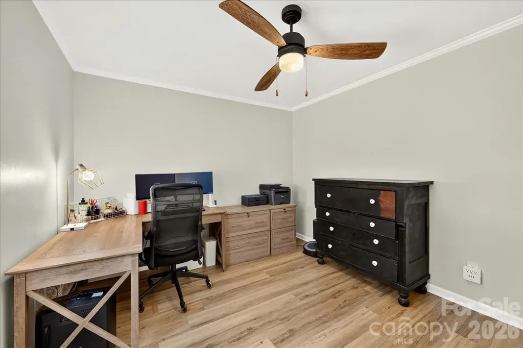 8610 Brookstead Drive Charlotte NC 28215