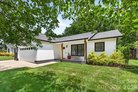 8610 Brookstead Drive Charlotte NC 28215