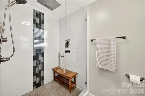 8610 Brookstead Drive Charlotte NC 28215