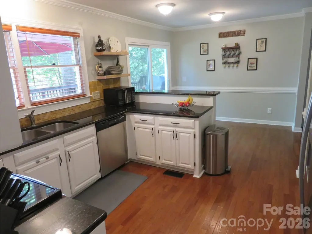 1843 Tanfield Drive Matthews NC 28105