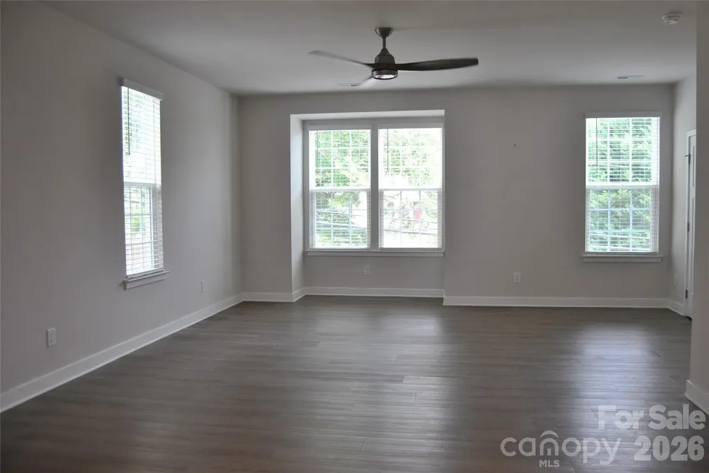 1946 Tupelo Grove Lane Gastonia NC 28054
