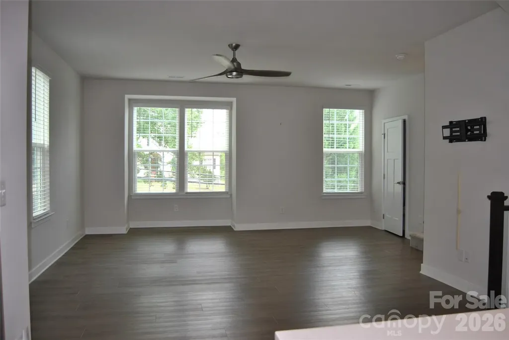 1946 Tupelo Grove Lane Gastonia NC 28054