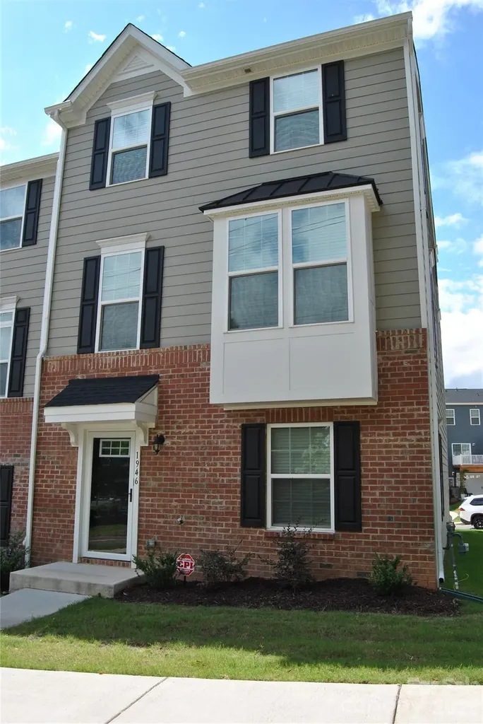 1946 Tupelo Grove Lane Gastonia NC 28054