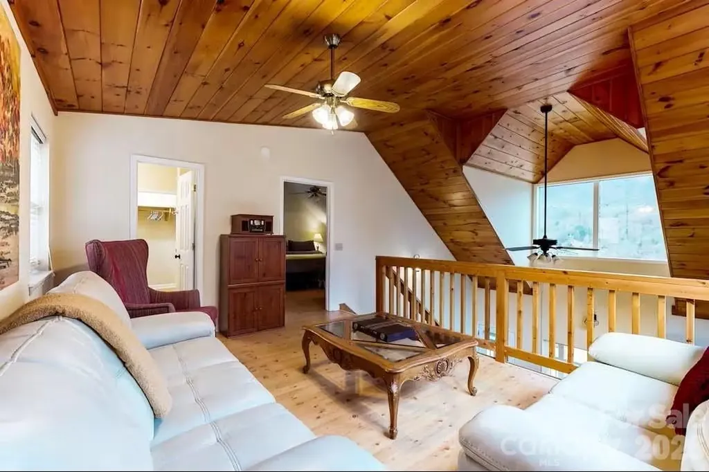 210 Tanner Trail Waynesville NC 28785
