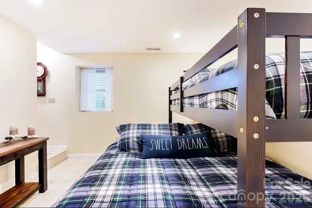 210 Tanner Trail Waynesville NC 28785