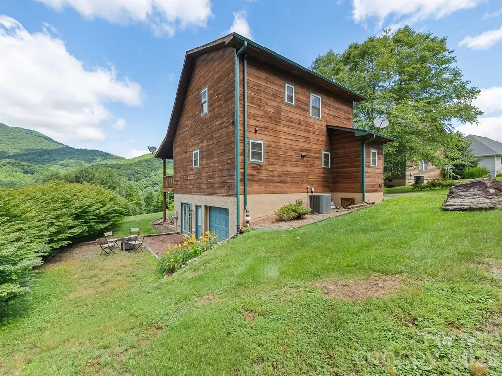 210 Tanner Trail Waynesville NC 28785