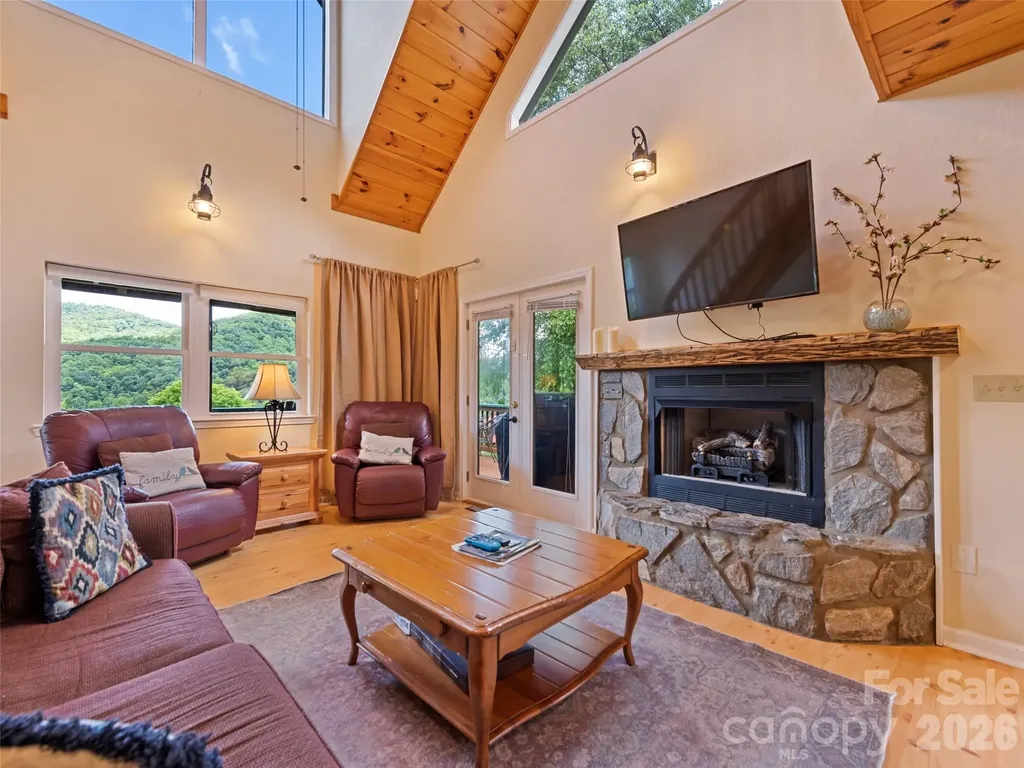 210 Tanner Trail Waynesville NC 28785