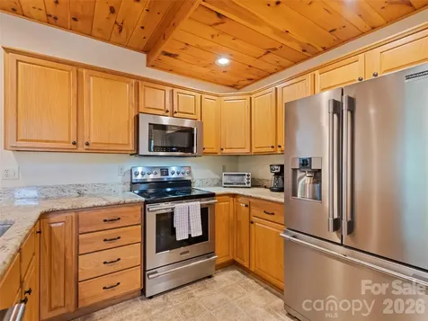 210 Tanner Trail Waynesville NC 28785
