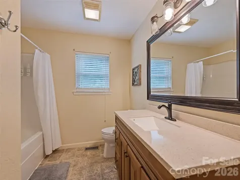 210 Tanner Trail Waynesville NC 28785