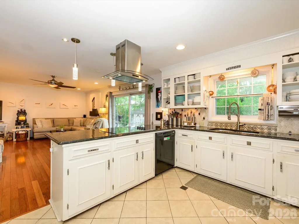1300 Bevis Drive Charlotte NC 28209