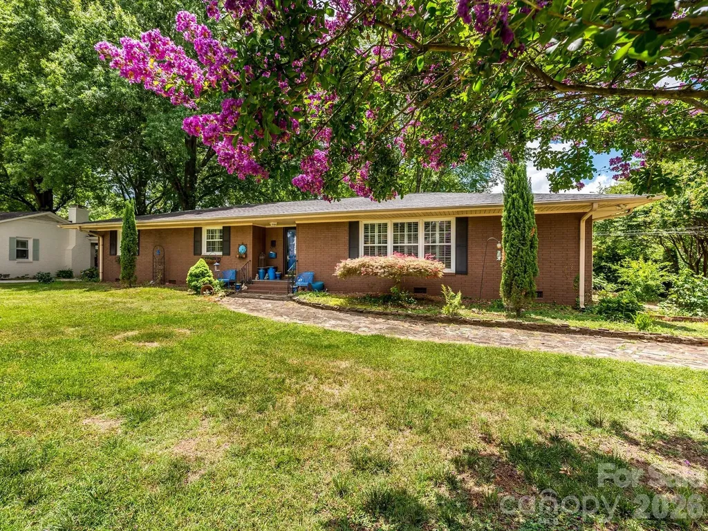 1300 Bevis Drive Charlotte NC 28209