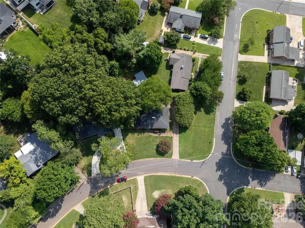 1300 Bevis Drive Charlotte NC 28209
