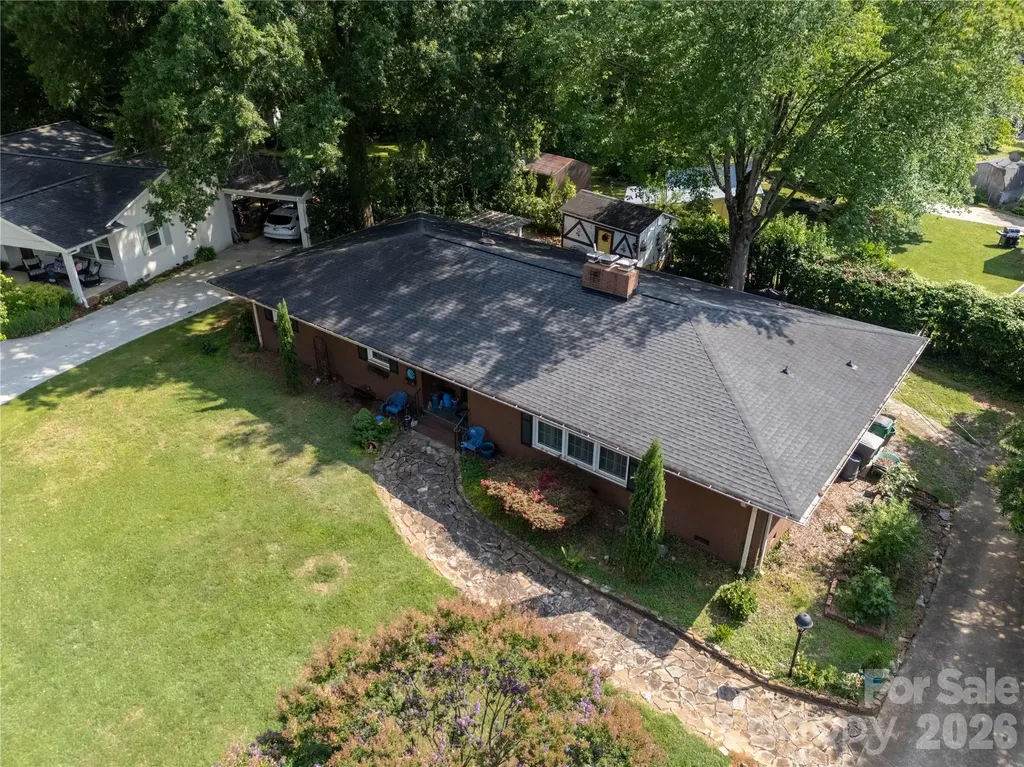1300 Bevis Drive Charlotte NC 28209