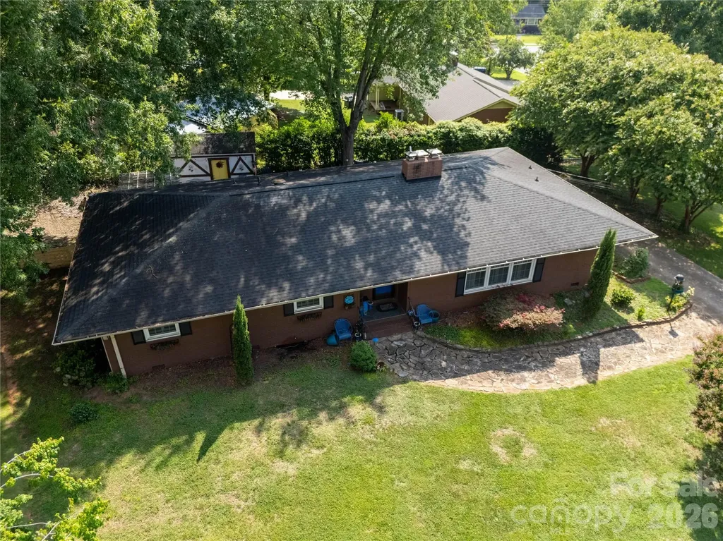 1300 Bevis Drive Charlotte NC 28209