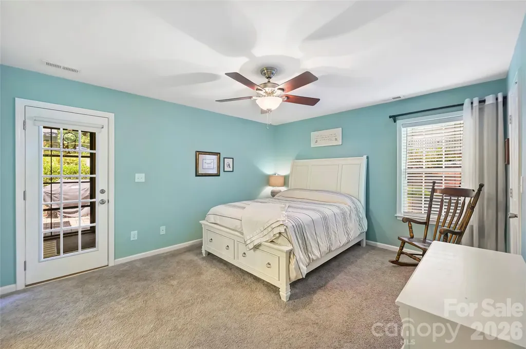 605 Silversmith Lane Charlotte NC 28270