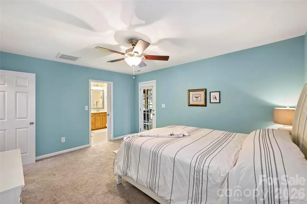 605 Silversmith Lane Charlotte NC 28270
