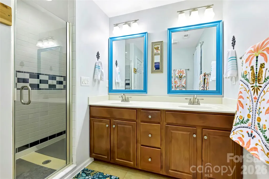 605 Silversmith Lane Charlotte NC 28270