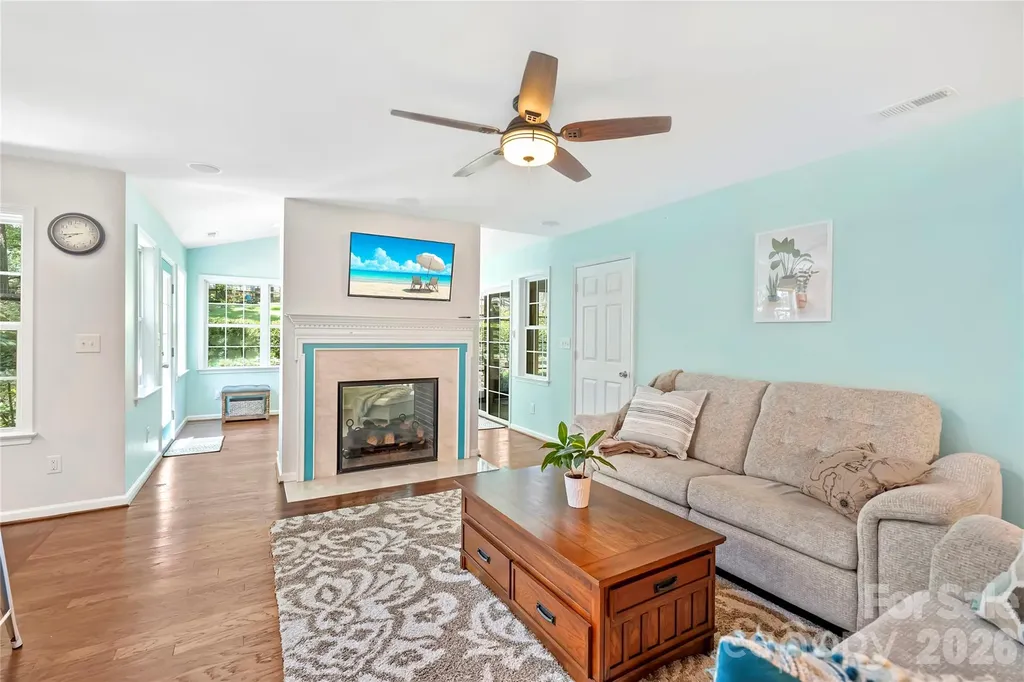 605 Silversmith Lane Charlotte NC 28270