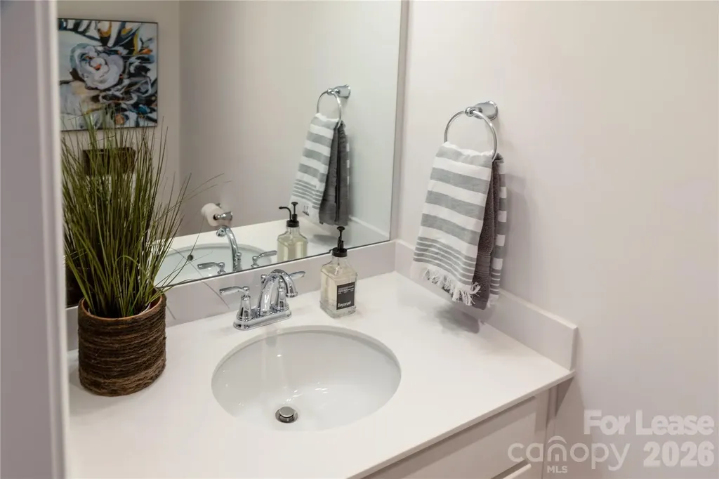 20 Peachtree Avenue NW Concord NC 28025