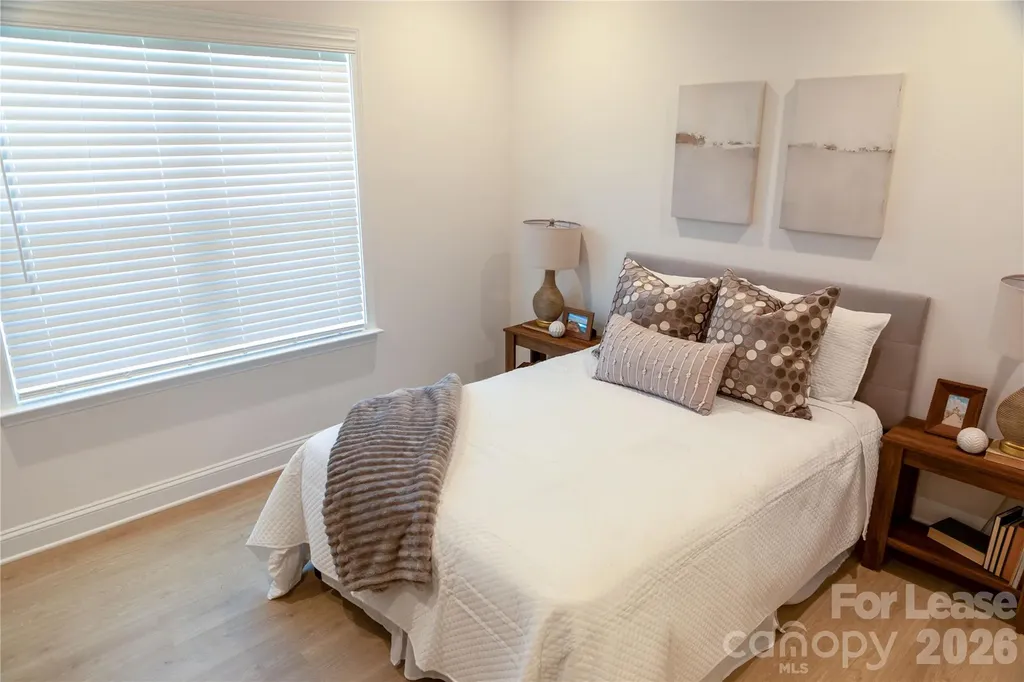 20 Peachtree Avenue NW Concord NC 28025