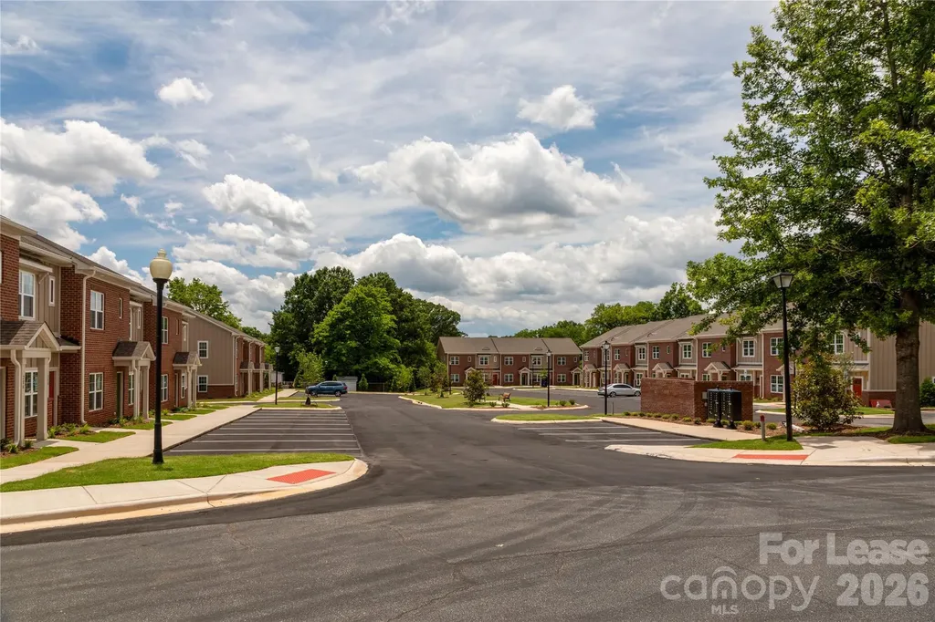 20 Peachtree Avenue NW Concord NC 28025