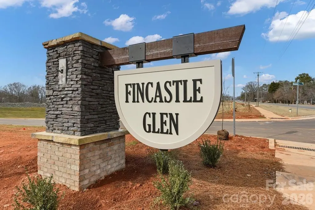 302 Fincastle Glen Shelby NC 28152