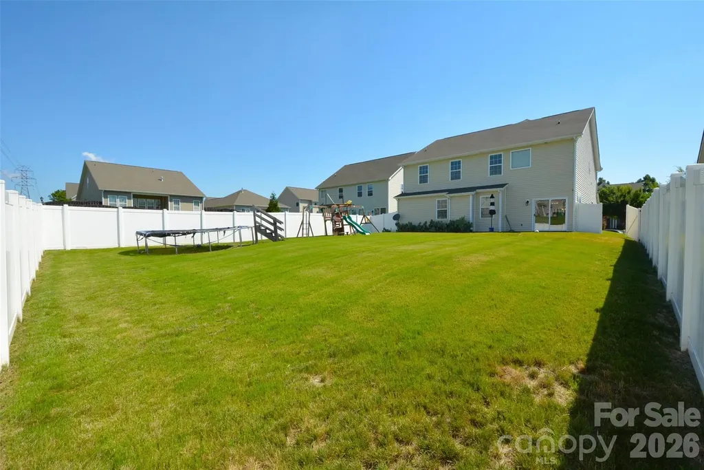 5825 Pepperpike Way Charlotte NC 28213