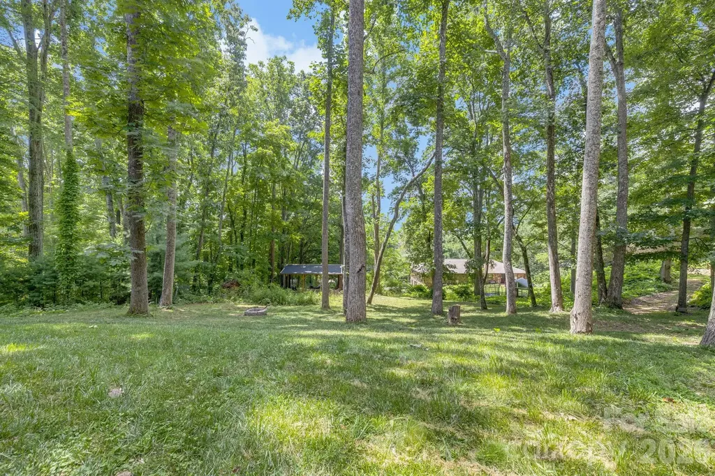 19 Sassafras Valley Road Swannanoa NC 28778