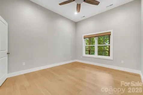 19 Sassafras Valley Road Swannanoa NC 28778