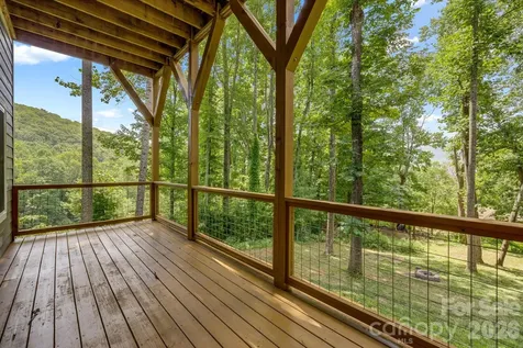 19 Sassafras Valley Road Swannanoa NC 28778