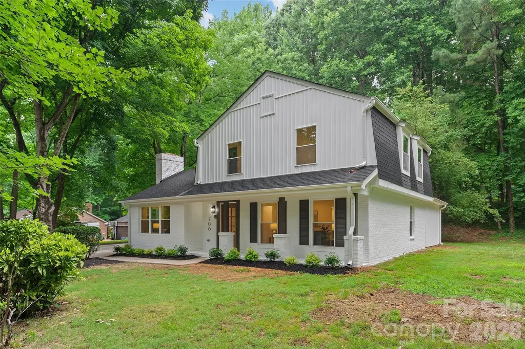 700 Tadlock Place Matthews NC 28105