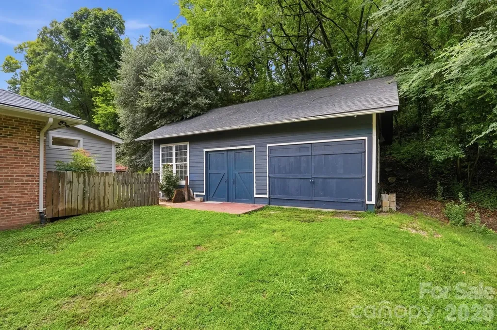 185 Hillcrest Avenue SE Concord NC 28025