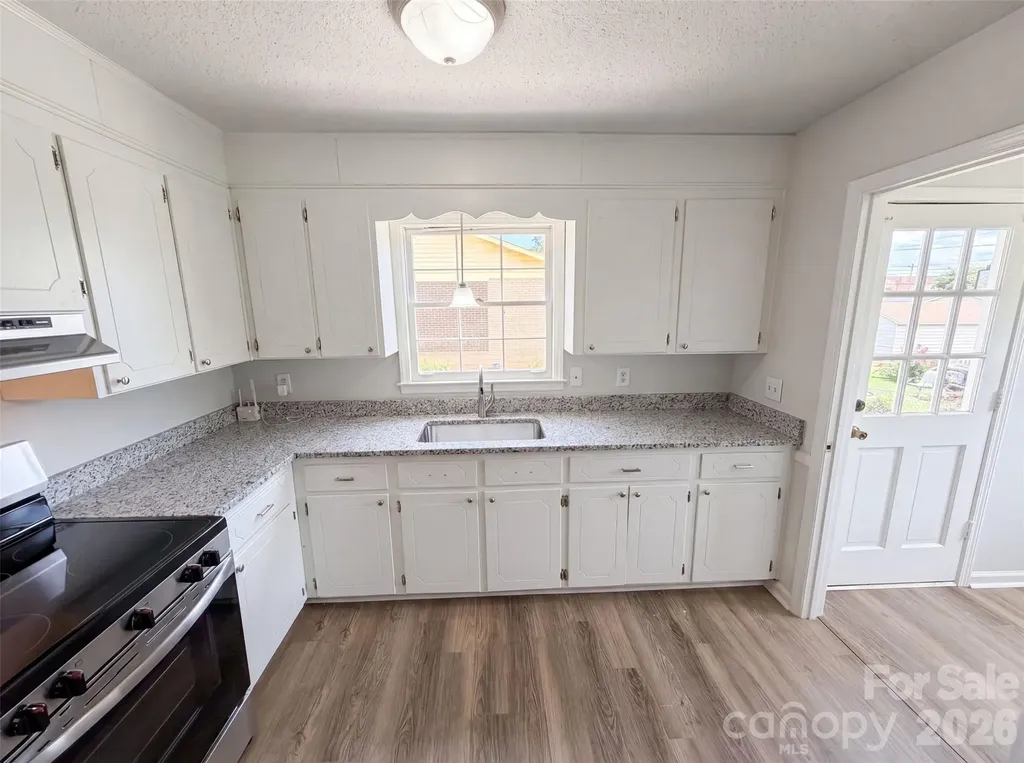 2039 Artwood Lane Charlotte NC 28217