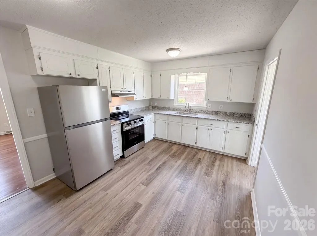 2039 Artwood Lane Charlotte NC 28217