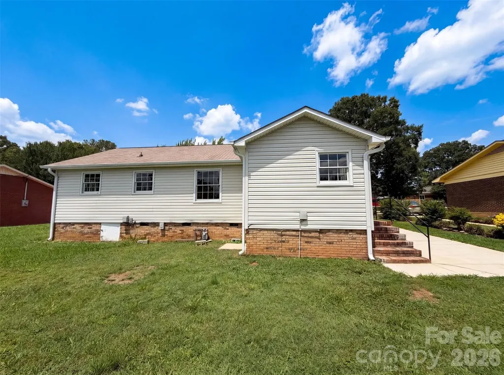 2039 Artwood Lane Charlotte NC 28217