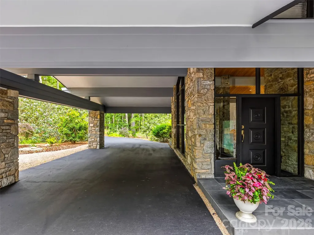 3 Holly Hill Road Biltmore Forest NC 28803