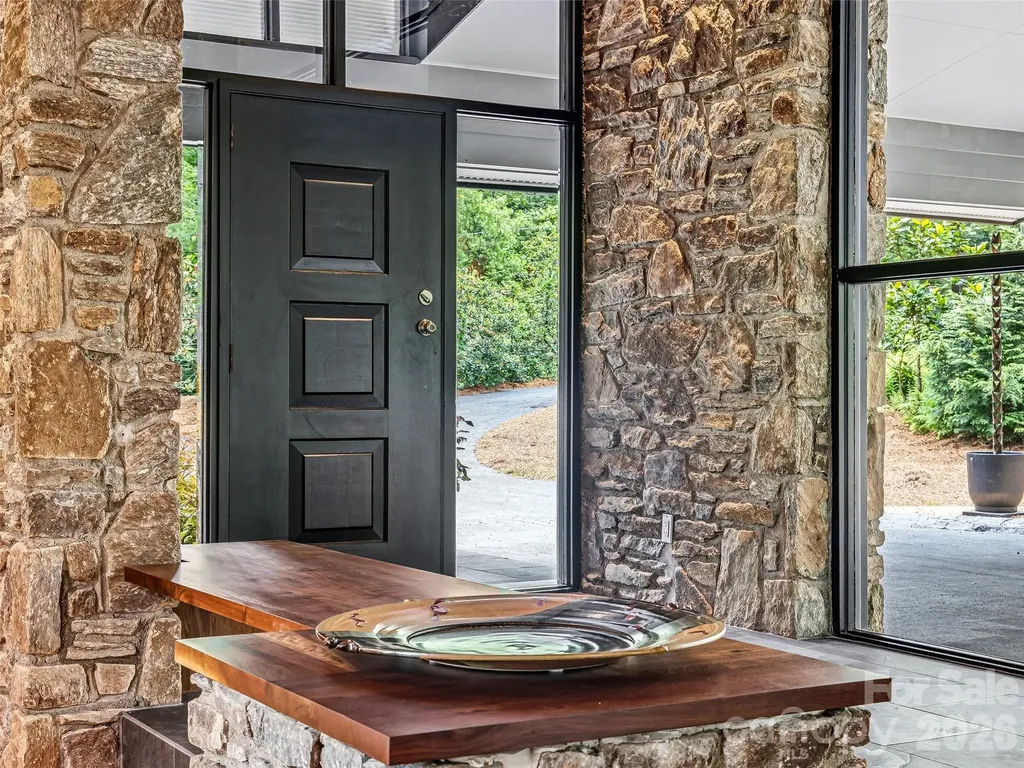 3 Holly Hill Road Biltmore Forest NC 28803