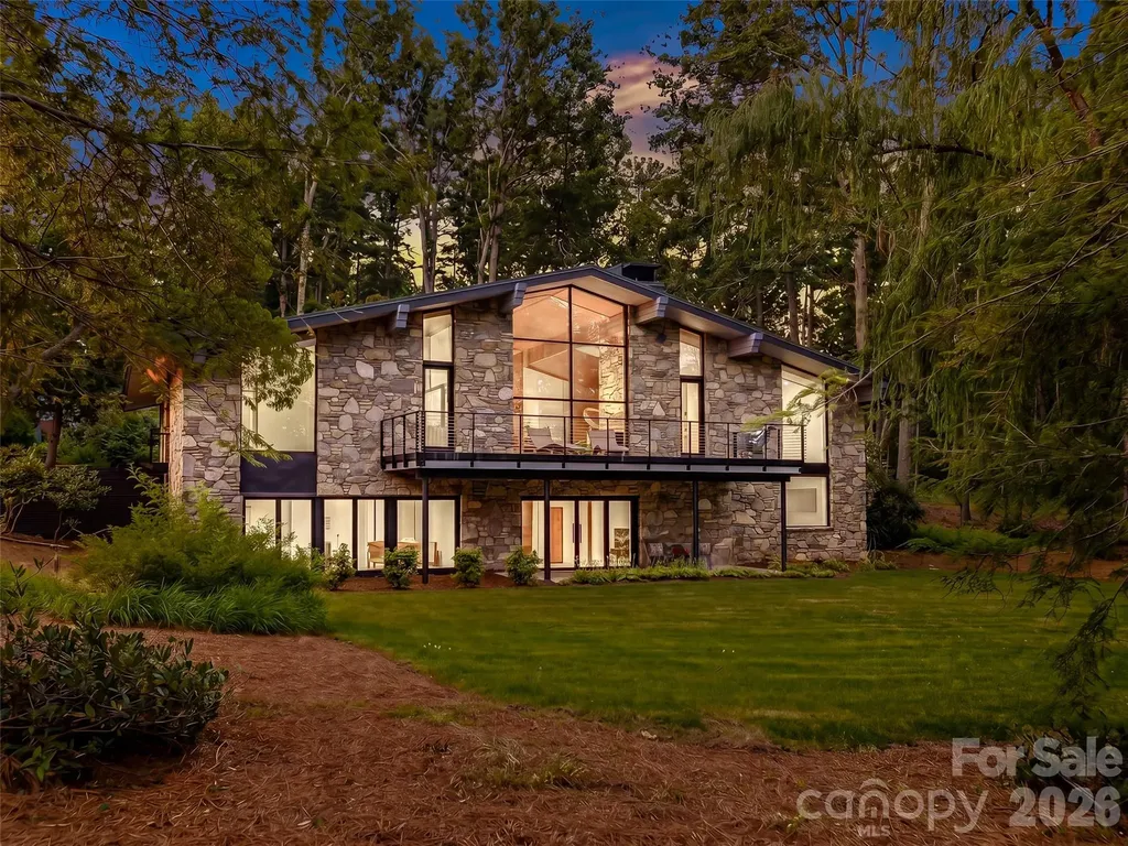 3 Holly Hill Road Biltmore Forest NC 28803